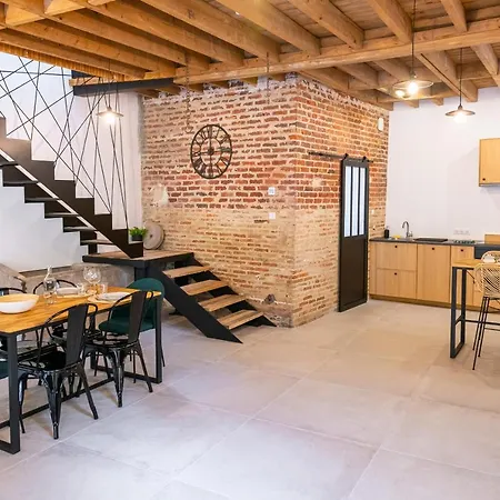 Πανσιόν La Grange Bruyères-et-Montbérault